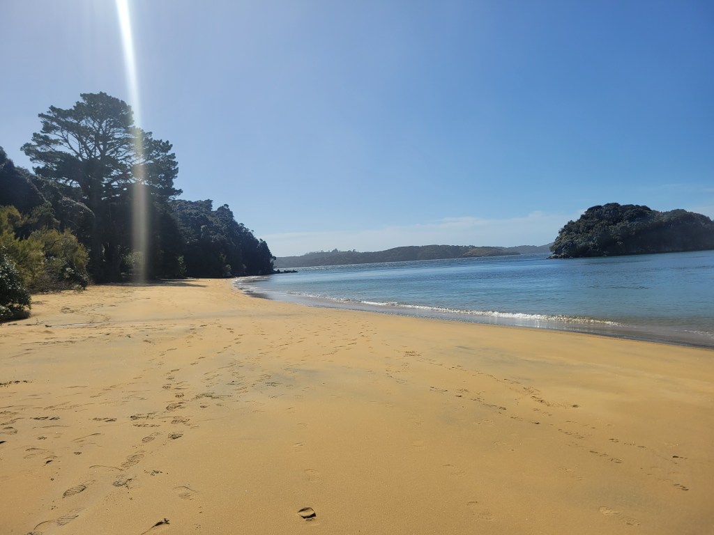 I Raise My Flag of Stories