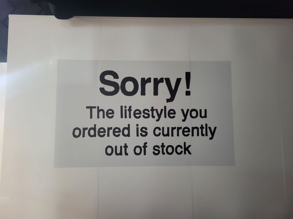 Author Platform Challenge — Day 5 Follow-up: Banksy and the Unexpected Fart〈Banksy 전시장에서의 방귀 사건〉 / Fart at the Banksy&nbsp;Exhibition
